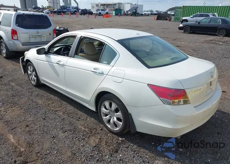 2008 Honda Accord 3.5 Ex-L из США, поврежденный, VIN 1HGCP36838A023867